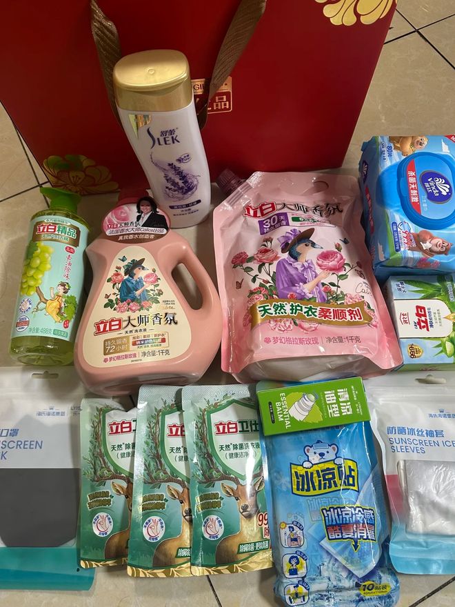 断舍离 告别生活杂物，拥抱内在转运